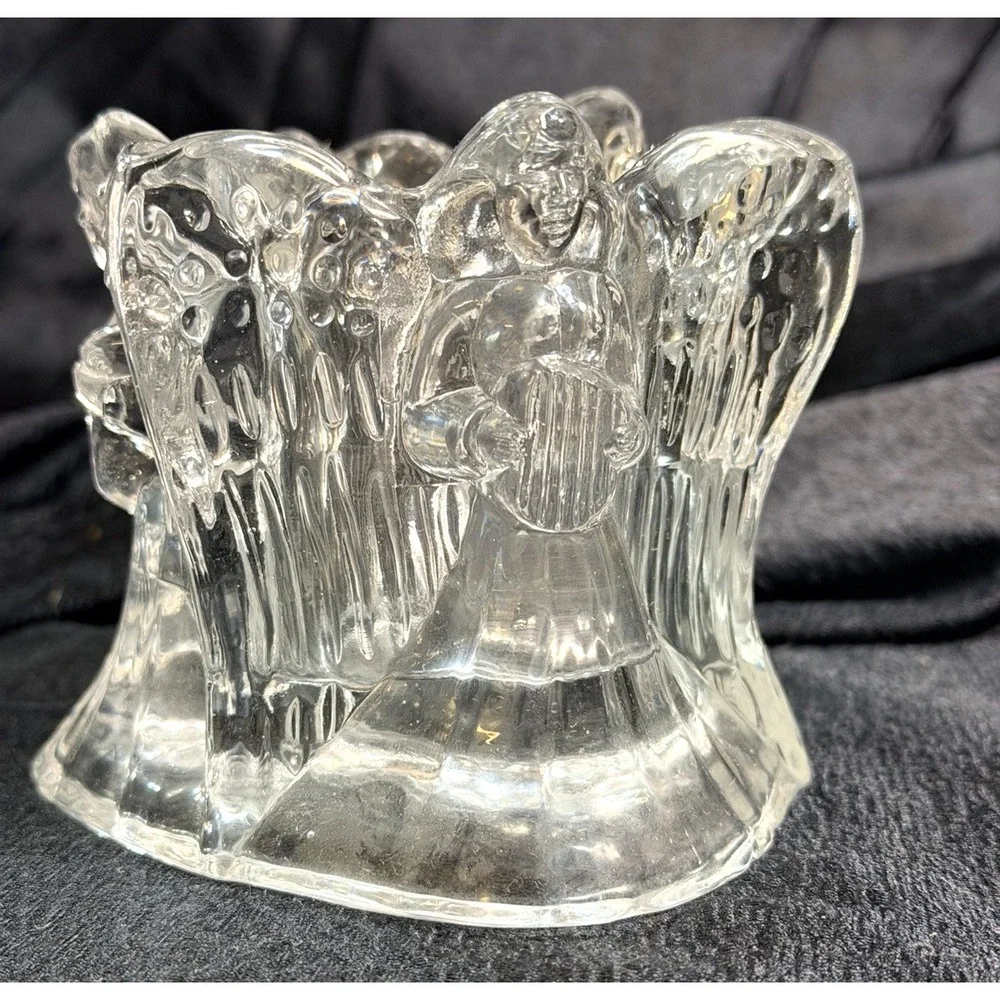 Vintage Nybro Crystal Triangle 3 Angel Candle Holder, Made‎ In Sweden (2544)